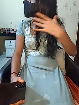 Kalpanasexbaby143 webcam