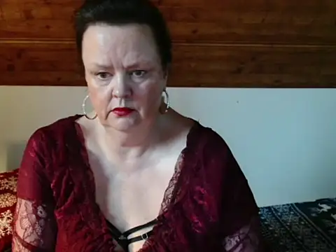 TiffanyMature webcam