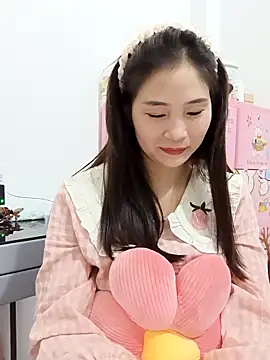 pig_pig11 - Pig_pig11's free webcam