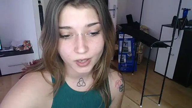 Aliens4twenty webcam