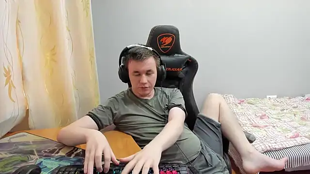 iliaskrislove webcam