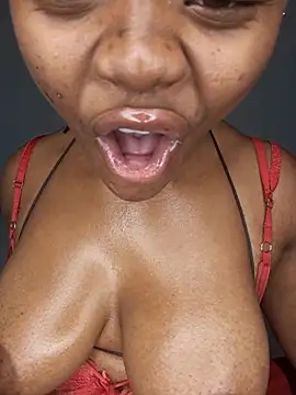 CertifiedhottieXOXO webcam