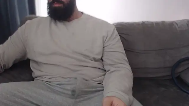 hugemachohandsome webcam