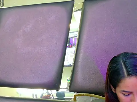 NicoleEsposito webcam