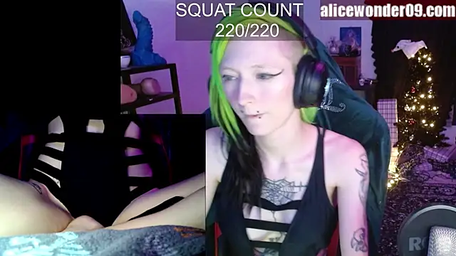 alicewonder09 webcam