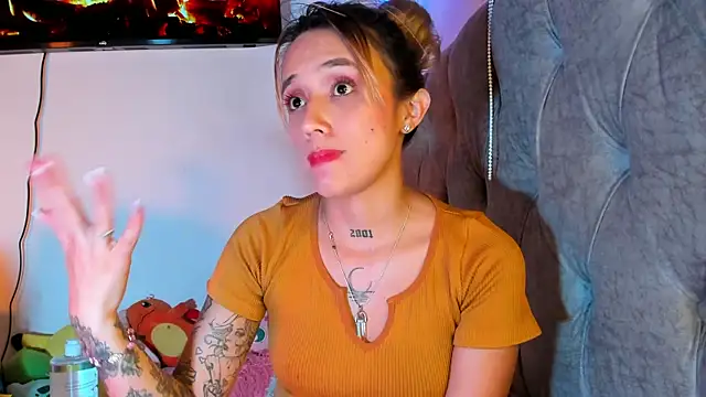  Sabrina_Cole chat room