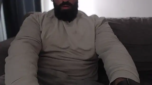 hugemachohandsome webcam