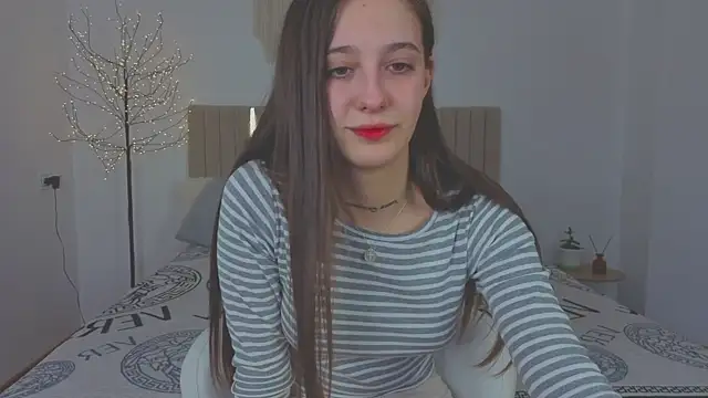 Little_cherryy__ webcam