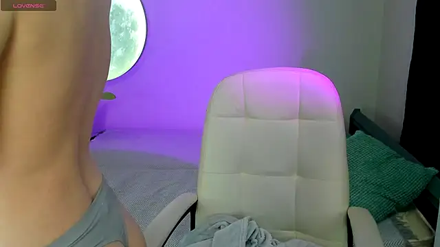 LaylaCookies_ webcam