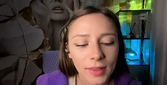 crystadepaul - CrystaDepaul's free webcam - UK Sex Cams