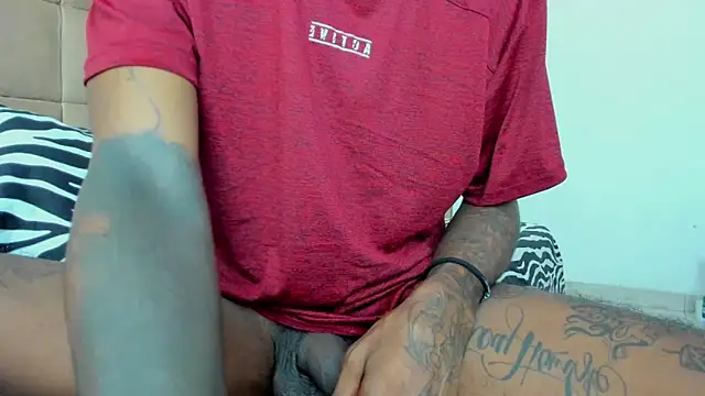 bigblackhotx1 webcam