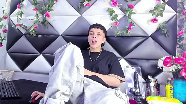 Megan_Thompson_ webcam