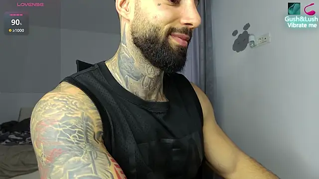 MasculineGuy99 webcam