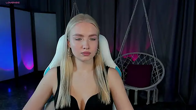 tessagrays - TessaGrays's free webcam - UK Sex Cams