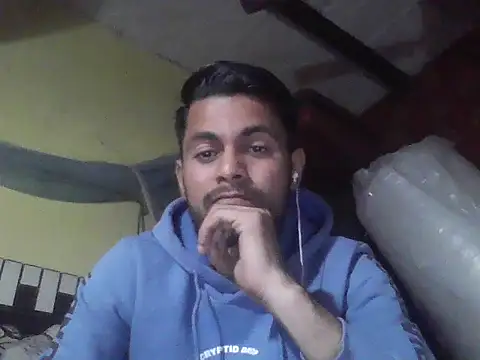 Stubborndesiboy webcam