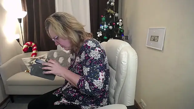 vestawoody - VestaWoody's free webcam - UK Sex Cams