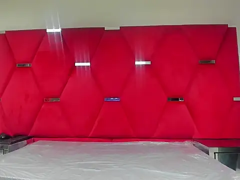 Mia_Scarlett18 webcam