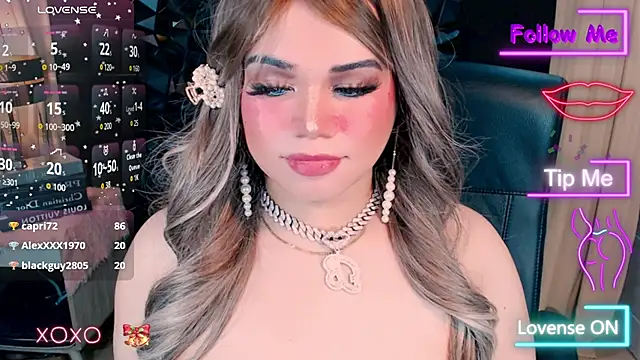 xHugeHarleySelfsuckerx webcam