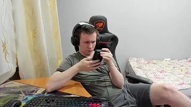 iliaskrislove webcam