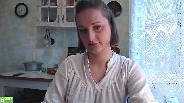 VerySweetKate111 webcam