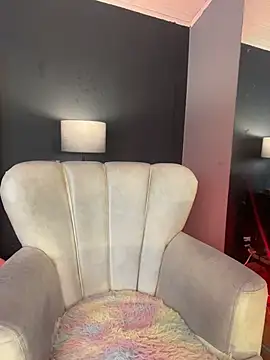 BellaFernandez__ webcam