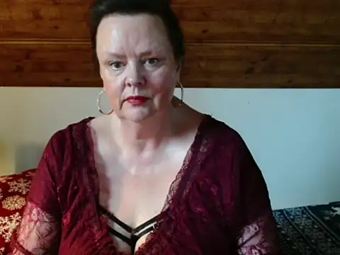 TiffanyMature webcam