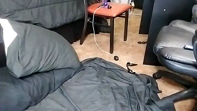 MasterJizzJunky webcam