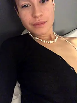 YoungDutchRuby webcam