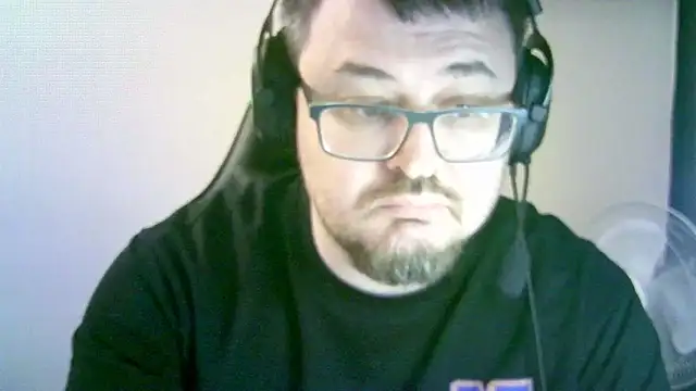 sirabuser (Ask my age) - happy weekend