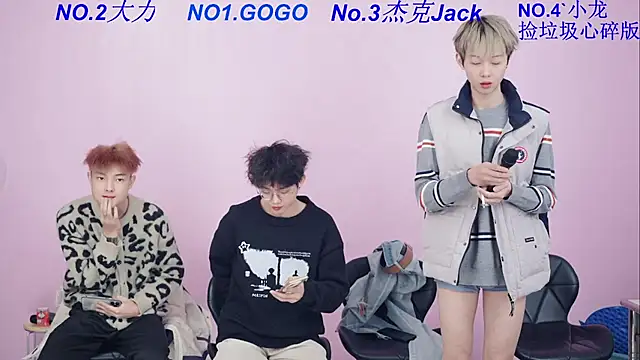  Beautifulboys-999 chat room