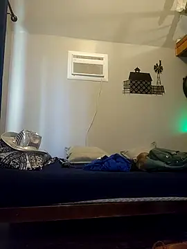 Hotredheadandtoungelasher