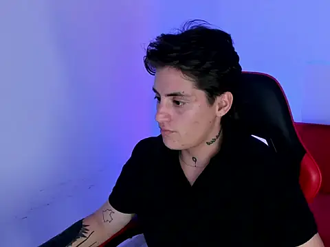 peytonbox - PeytonBox's free webcam - UK Sex Cams