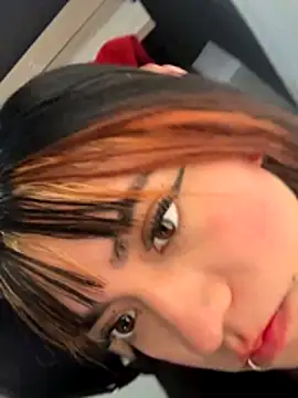 angie_rousse_ webcam