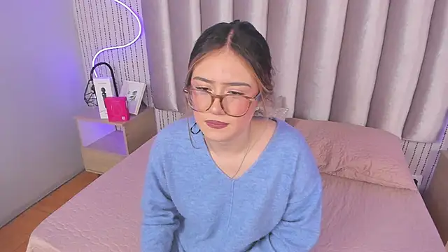 SamanthaPeachss webcam