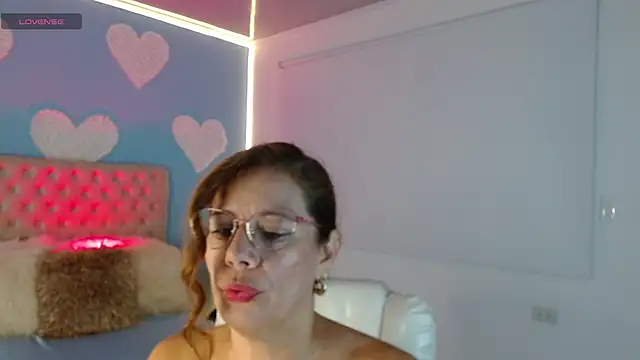 channelsmith_55 webcam