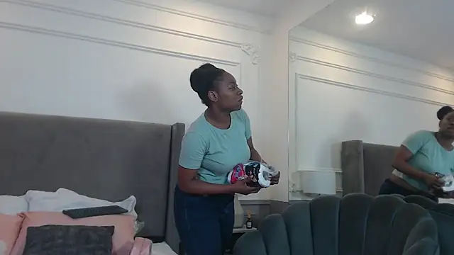 NatashaSilver webcam