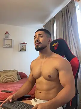 Ezzio_Scolaro webcam