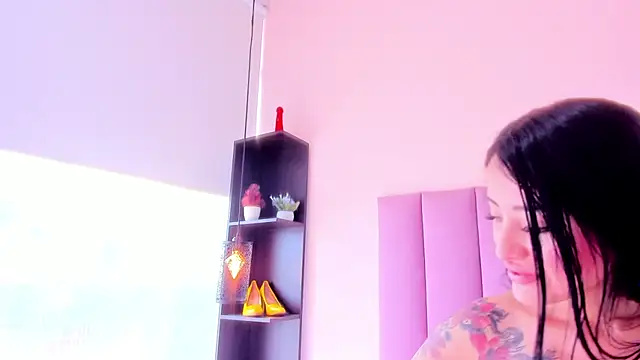 violet_myerrs webcam