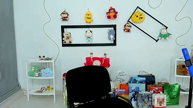 Gregorii_adams webcam