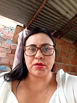 Dirty-Momm-Divorced-Hot webcam