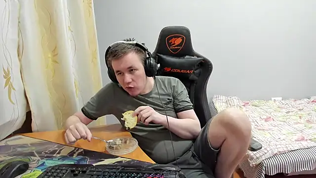 iliaskrislove webcam