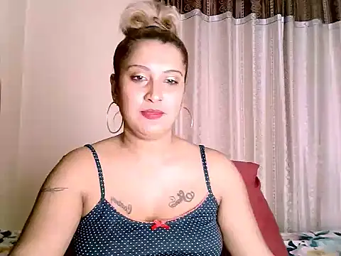 eroticbeauty37 webcam