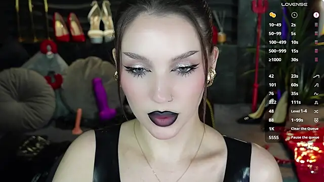 MistressDarsy webcam