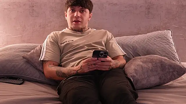 Nicky_and_Blake webcam