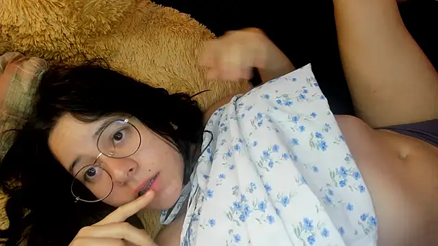 agnes_213 webcam