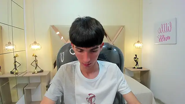 jake_evans - Jake_evans's free webcam