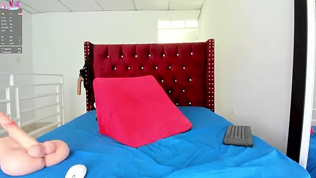 sophivans_milf webcam