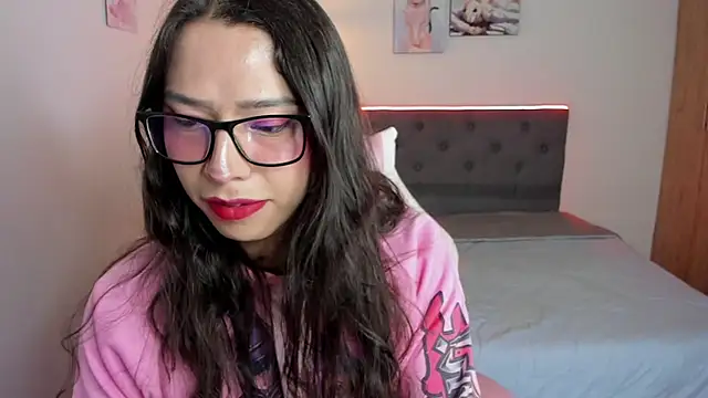 paula_kawaiifu_ webcam