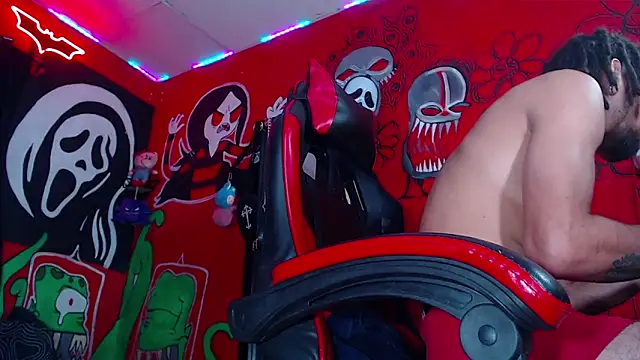 Monsterdominationx webcam