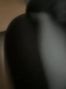 HiddenHoneyLDN webcam